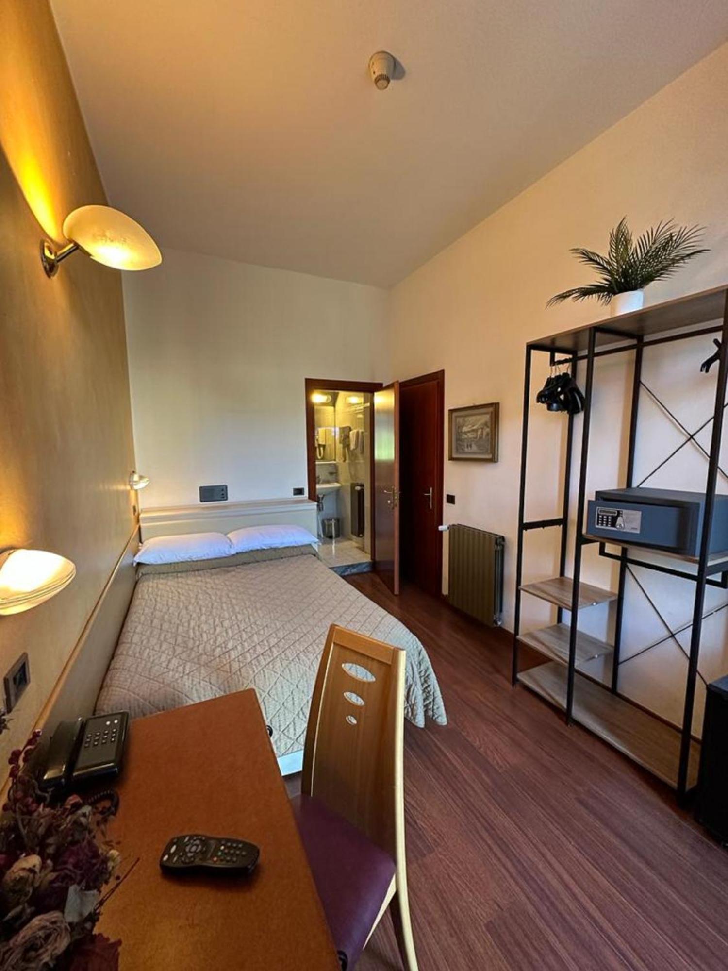 Hotel Aspromonte มิลาน ภายนอก รูปภาพ